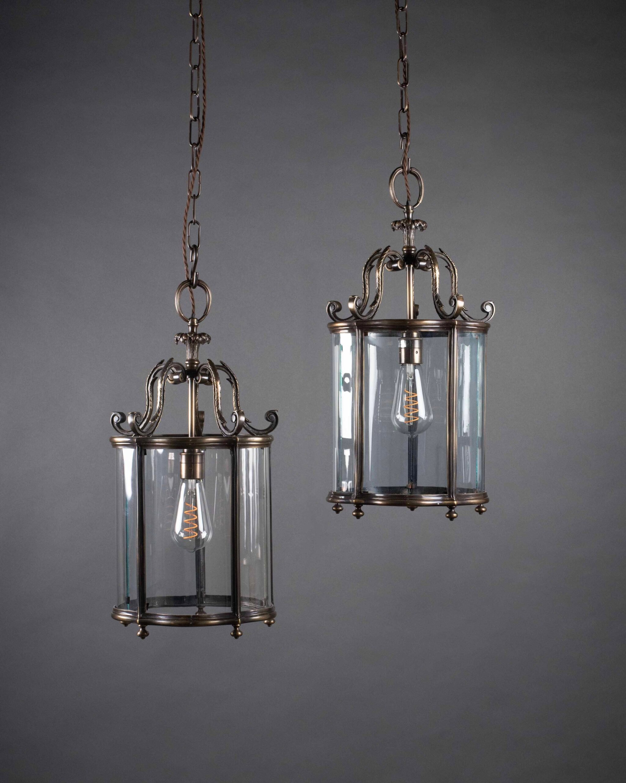 A fine pair of antique serpentine lanterns by Faraday & Son 7