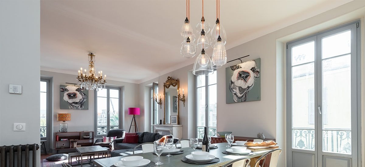 cluster-chandelier-glass-pendants-multiple-ceiling-lighting-design